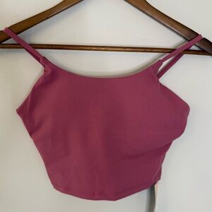 Relaxed Boyne Red pullover athletic bra SZ medium